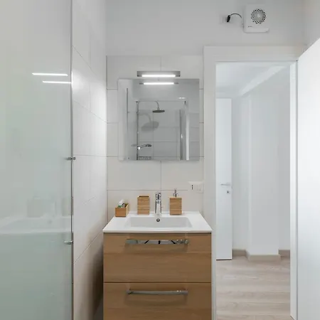 Varenna Hill דירה Perledo