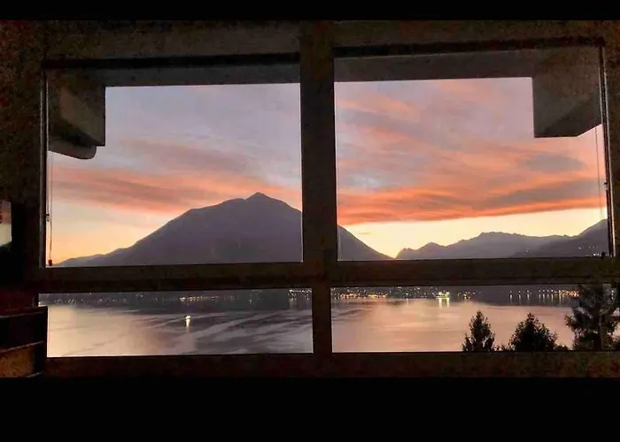 דירה Varenna Hill